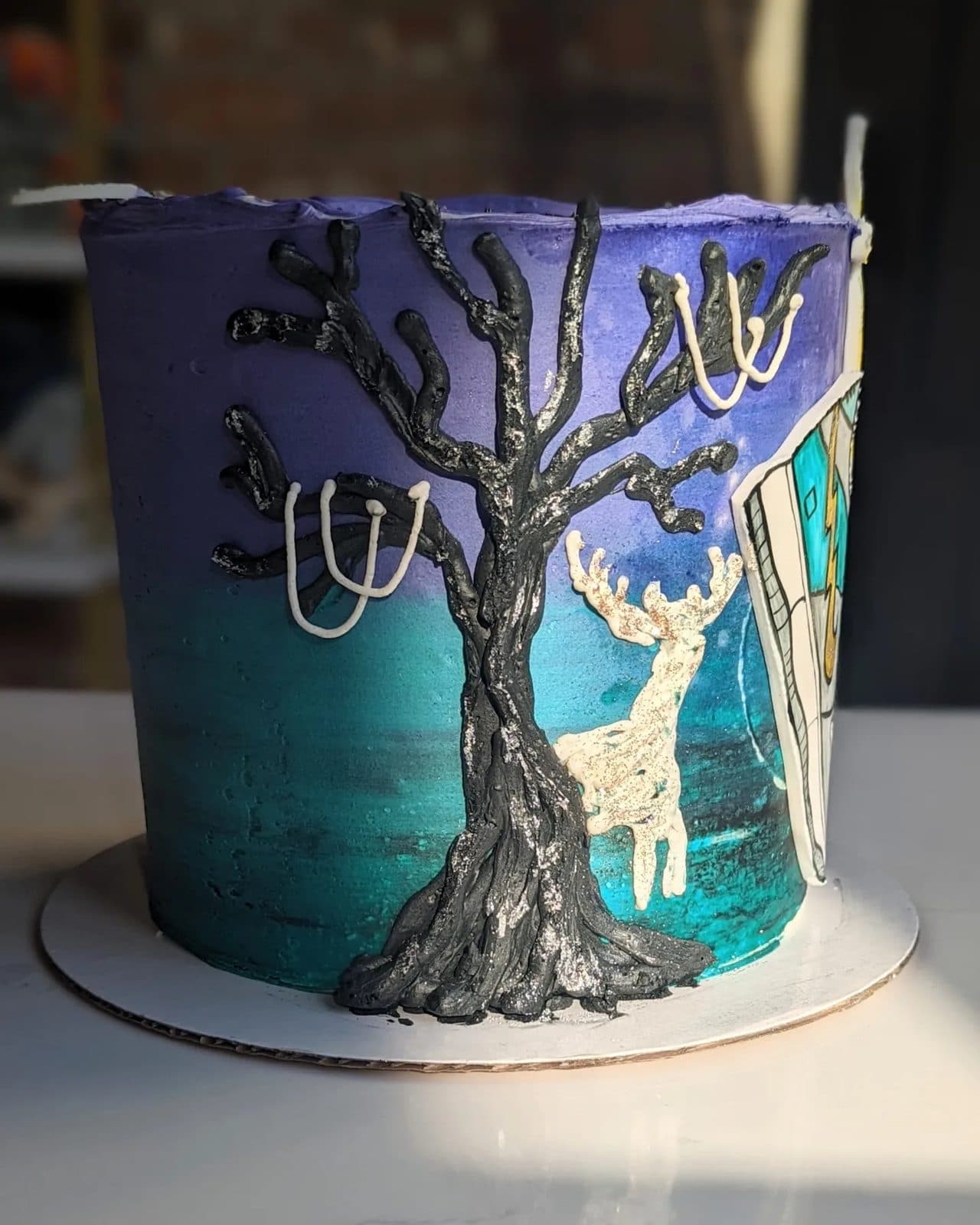 Another angle of the sneaker-topped Harry Potter cake.